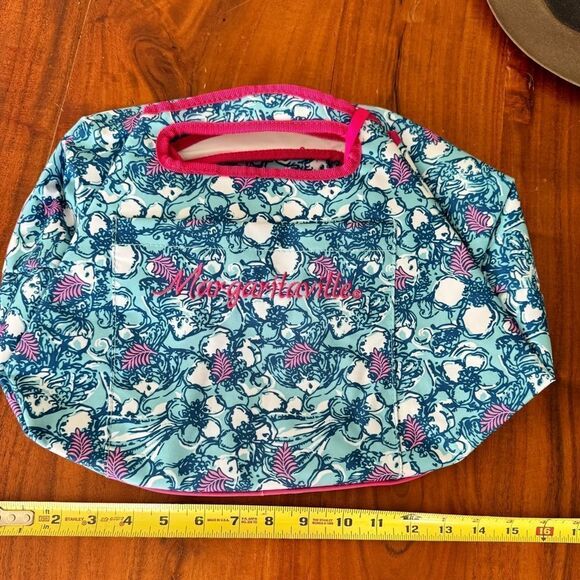 Margaritaville Cooler bag with bottle opener EUC - Picture 3 of 9